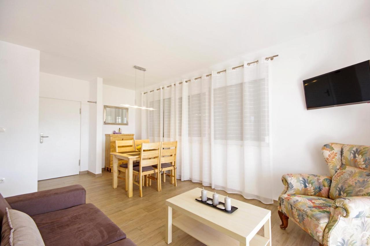 Apartment Laura Privlaka  Exterior photo